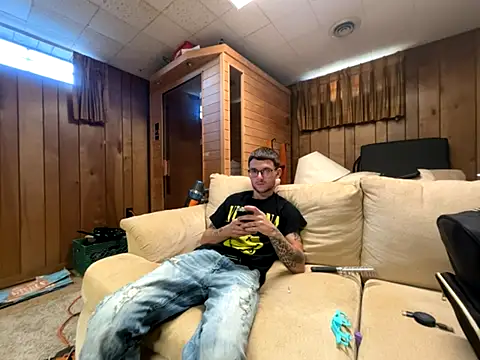 hungkubenski online show from October 21, 8:20 pm