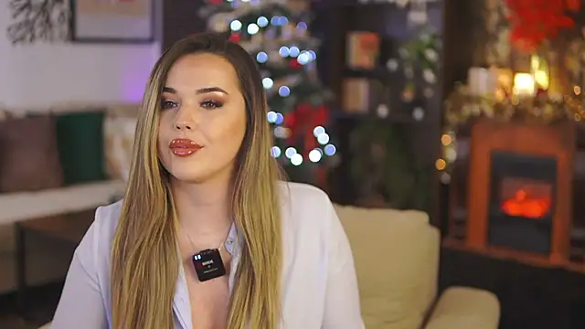 EvaSunderland online show from January 6, 11:20 pm