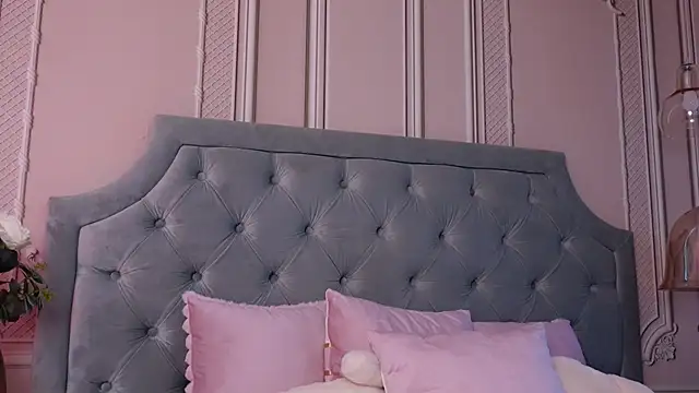 LucyAddison online show from October 30, 4:25 am