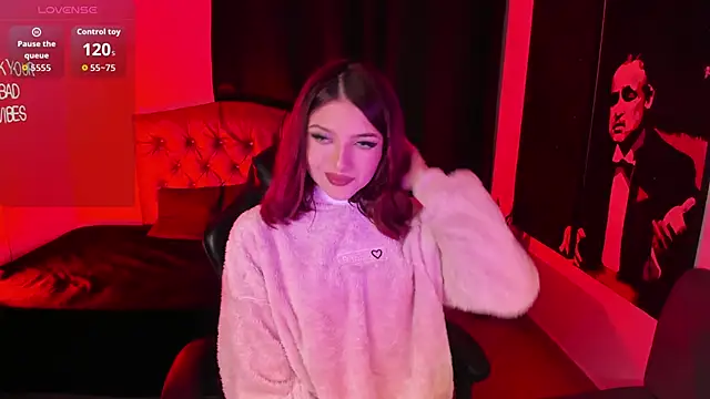 VictoriaRosse  online show from May 23, 11:53 pm