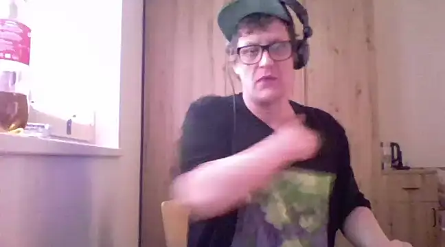 Bigthroaterboy online show from January 31, 8:32 am