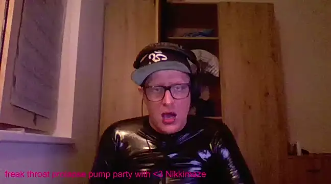 Bigthroaterboy online show from February 12, 2:14 am