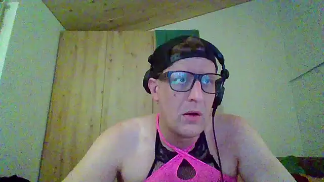 Bigthroaterboy online show from September 24, 5:16 pm