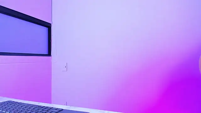 Snapshot of angelinalodge1 chatting on March 7, 12:15 am angelinalodge1 online show from March 7, 12:15 am