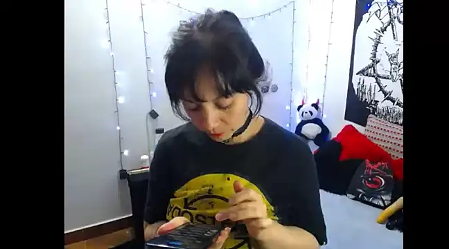 lili peach online show from January 26, 12:37 am