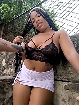Snapshot of the_titis_outdoors chatting on May 17, 9:00 pm the titis outdoors online show from May 17, 9:00 pm