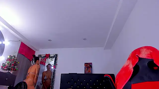 Snapshot of kerlysmith_24 chatting on December 23, 7:52 pm kerlysmith 24 online show from December 23, 7:52 pm