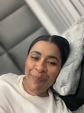 ANA CARTER online show from December 3, 12:51 am