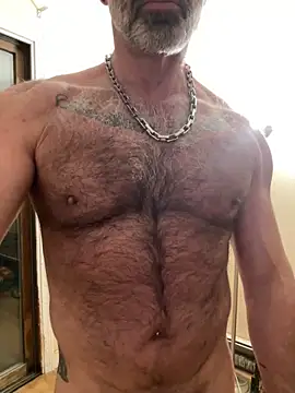 Snapshot of DaddySnowXX chatting on February 2, 10:58 am DaddySnowXX online show from February 2, 10:58 am