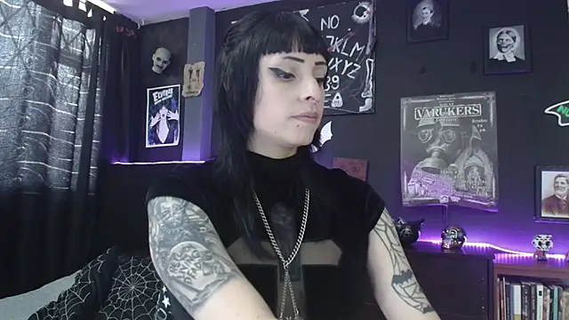 Goddess Mortem online show from April 21, 6:12 pm