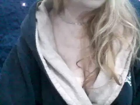 CarlyTreat online show from January 18, 12:57 pm