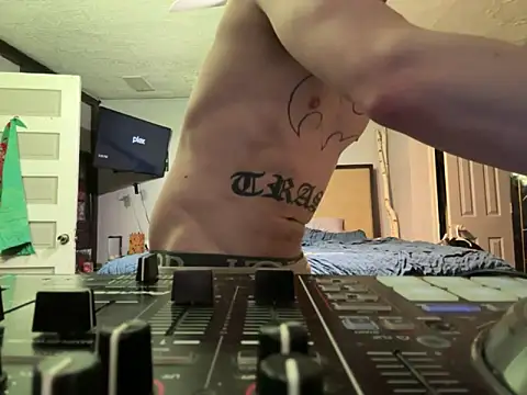 trash4cash online show from January 15, 10:57 pm