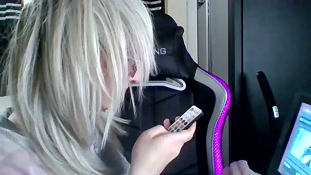 YandereDemon online show from December 29, 12:20 am