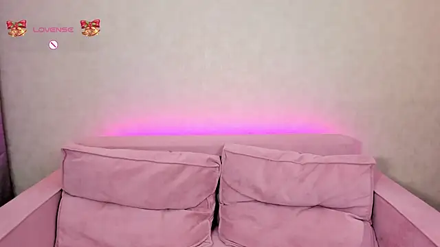 Erika Carpenter online show from December 13, 3:05 am