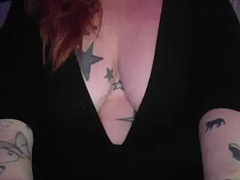 LynnLa online show from February 24, 5:20 pm