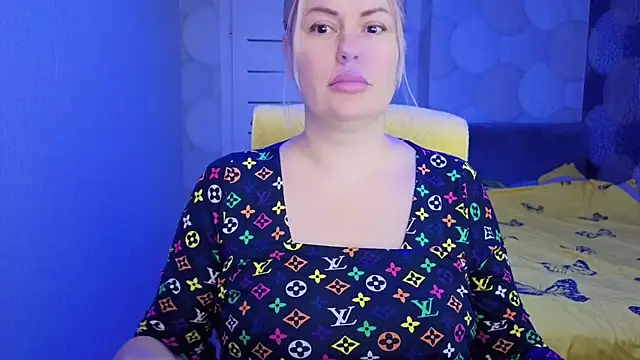 natusik online show from April 19, 1:49 am