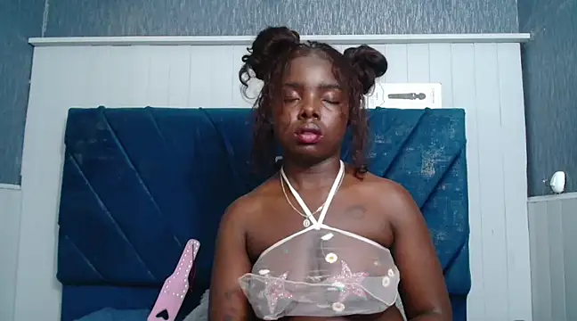 KilyetVera3x online show from March 17, 8:07 am