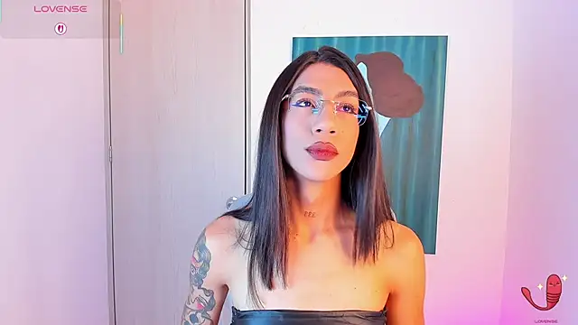 Snapshot of sofiaa_grey_ chatting on January 15, 3:05 pm sofiaa grey online show from January 15, 3:05 pm