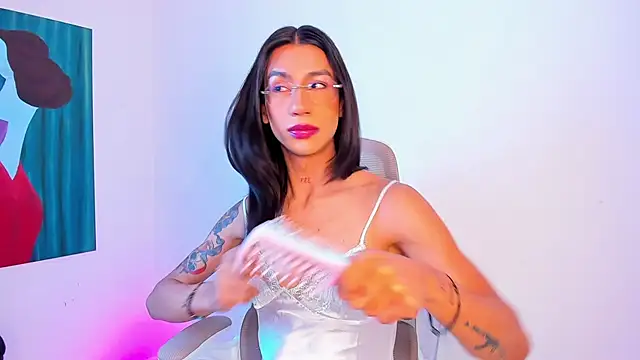 sofiaa grey  online show from June 3, 3:17 pm