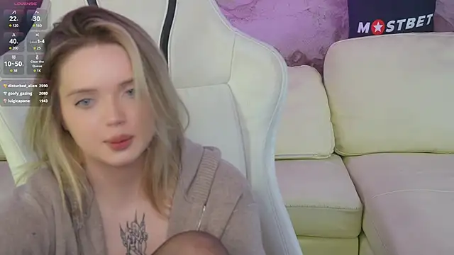 Cassy-Celestial  online show from January 9, 5:55 am