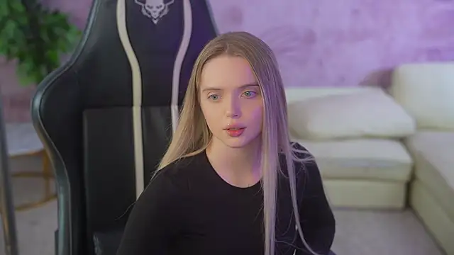 Cassy-Celestial  online show from November 1, 11:23 am