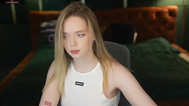 Cassy-Celestial  online show from March 13, 8:32 am