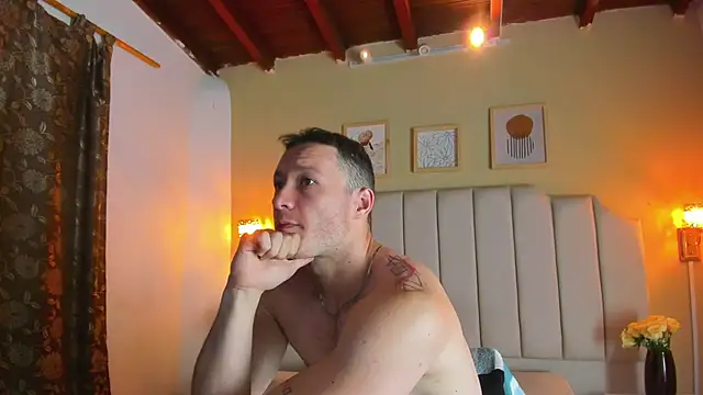 juan prior online show from November 11, 1:22 pm