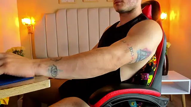 juan prior online show from November 29, 1:14 pm