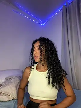 Snapshot of nicoleebony1 chatting on February 27, 10:42 pm nicoleebony1 online show from February 27, 10:42 pm