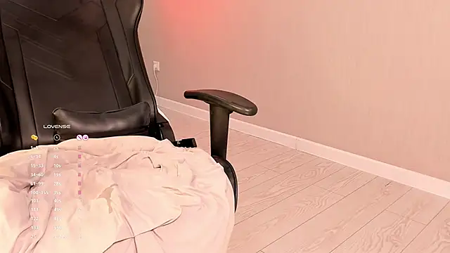 aya shy online show from March 18, 1:20 pm