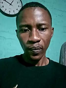 Snapshot of HandsomeBuoyy21 chatting on March 23, 1:59 pm HandsomeBuoyy21 online show from March 23, 1:59 pm