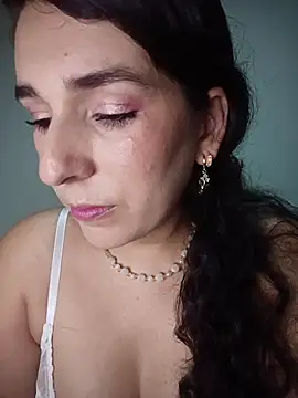 selem hadid online show from January 15, 8:34 pm