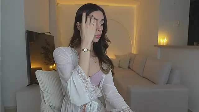 Emmavr online show from February 16, 2:07 am