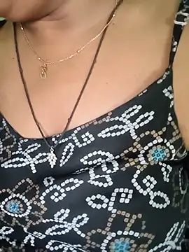 Snapshot of NEHA-DESHI chatting on May 24, 5:56 am NEHA-DESHI online show from May 24, 5:56 am