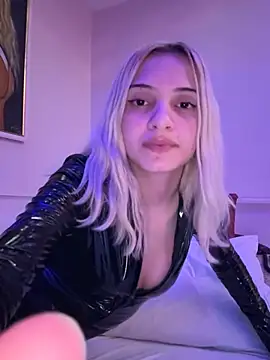 Alice Lima online show from May 8, 4:07 am
