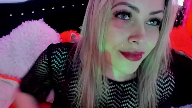 Natalia Montoya online show from February 22, 5:13 pm