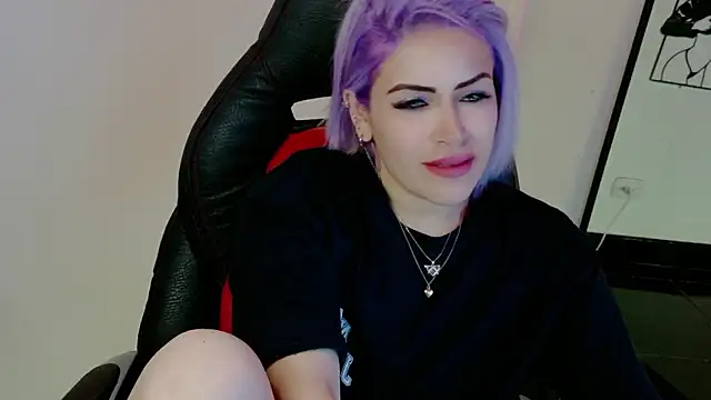 Natalia Montoya online show from January 18, 1:31 am