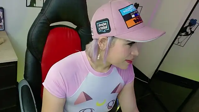 Natalia Montoya online show from April 14, 11:33 pm