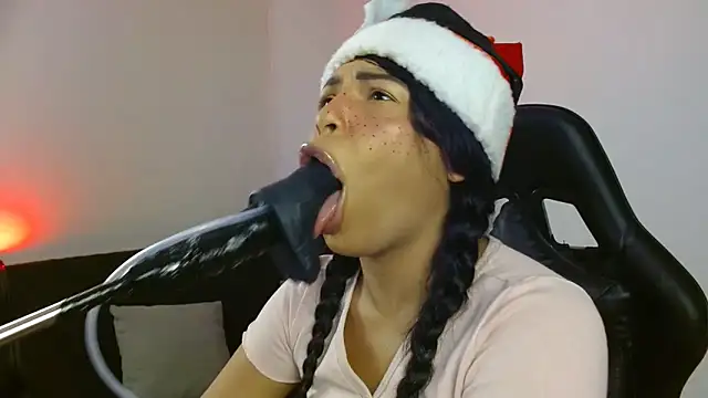 Anabel693 online show from December 13, 7:47 am