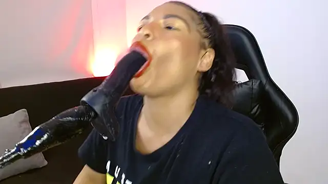 Anabel693 online show from March 10, 1:43 pm