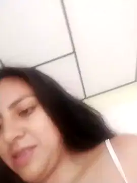 Snapshot of Valeer_abby chatting on December 25, 11:54 am Valeer abby online show from December 25, 11:54 am