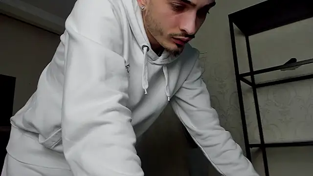 BrandonTate online show from January 18, 4:31 pm