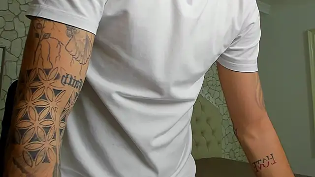 BrandonTate online show from October 25, 10:56 am