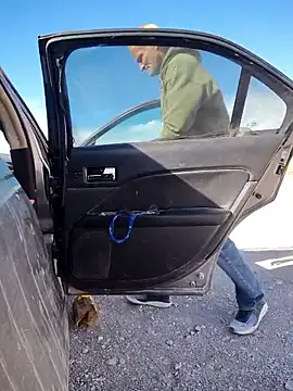 Snapshot of FloppyPickle4u chatting on March 3, 10:20 pm FloppyPickle4u online show from March 3, 10:20 pm