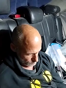 Snapshot of FloppyPickle4u chatting on March 8, 8:44 am FloppyPickle4u online show from March 8, 8:44 am