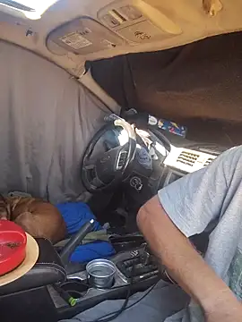 Snapshot of FloppyPickle4u chatting on March 18, 11:09 pm FloppyPickle4u online show from March 18, 11:09 pm