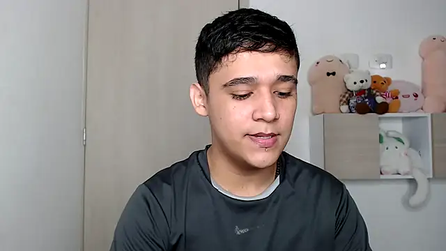 kaiine190 online show from February 5, 6:07 am