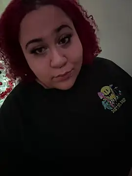 Snapshot of Juicyjordie chatting on December 16, 9:20 pm Juicyjordie online show from December 16, 9:20 pm