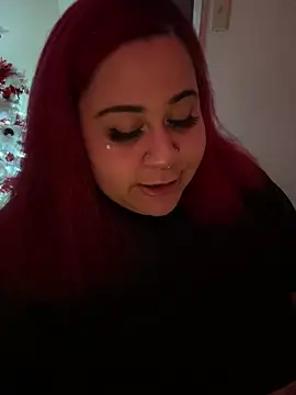 Snapshot of Juicyjordie chatting on December 17, 5:18 am Juicyjordie online show from December 17, 5:18 am