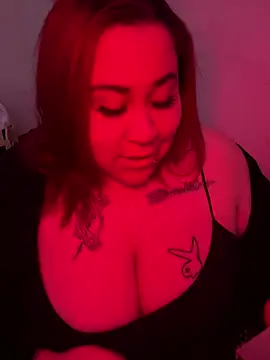 Snapshot of Juicyjordie chatting on January 19, 5:05 am Juicyjordie online show from January 19, 5:05 am